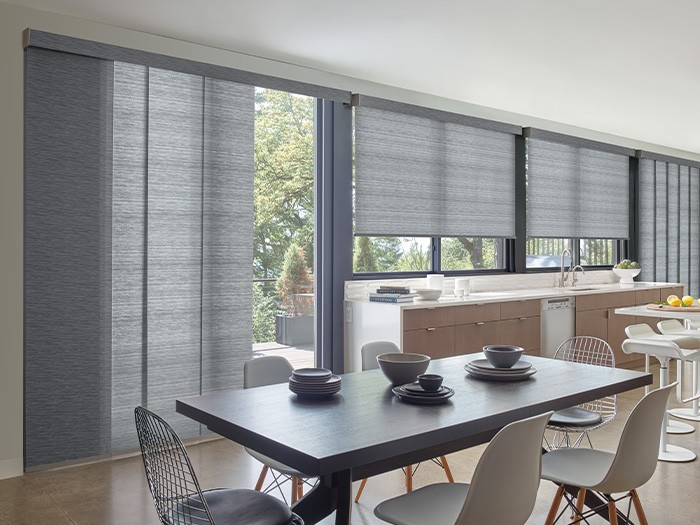 Tissu pour panneaux de fenêtre coulissants SkylineMD : Formosa  Couleur : Storm Gray